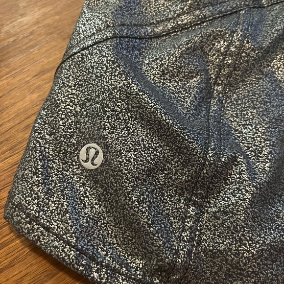 Lululemon Metallic shorts - Picture 3 of 5